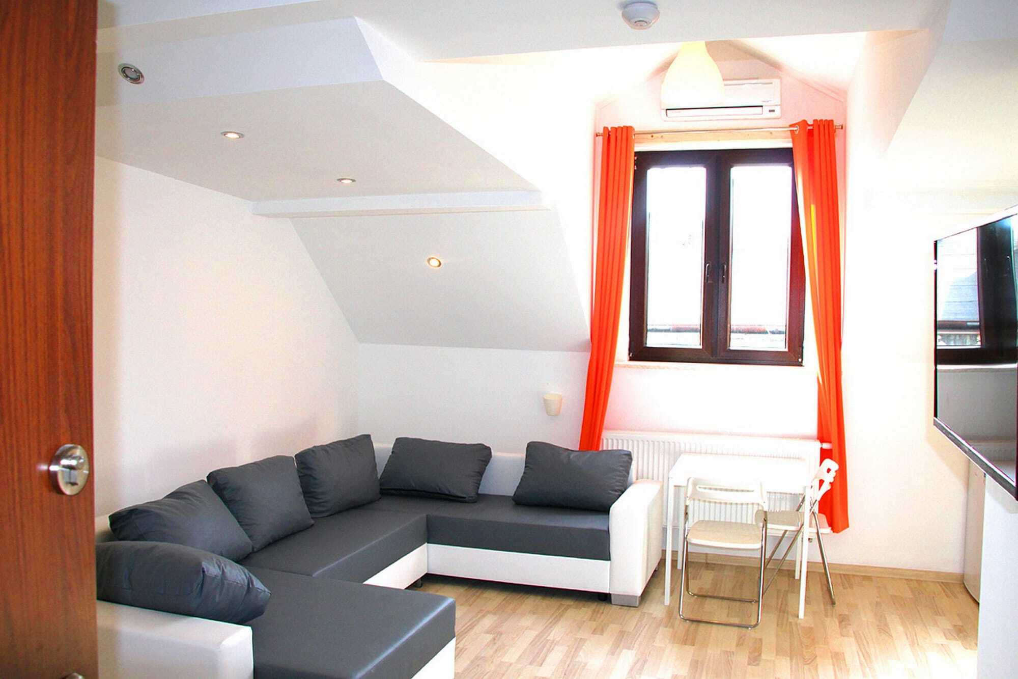 Station Katowa 11 Apartment